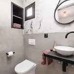 Eto Villa *